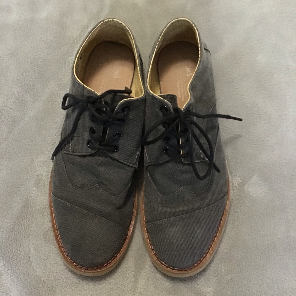 Toms Brogue lace up casual sneaker 11